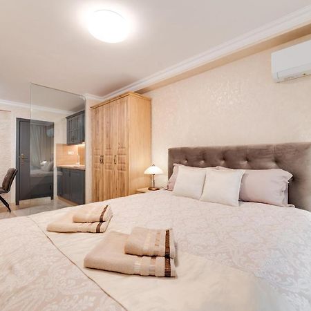 Deluxe And Central Garden Apartment Varna Dış mekan fotoğraf