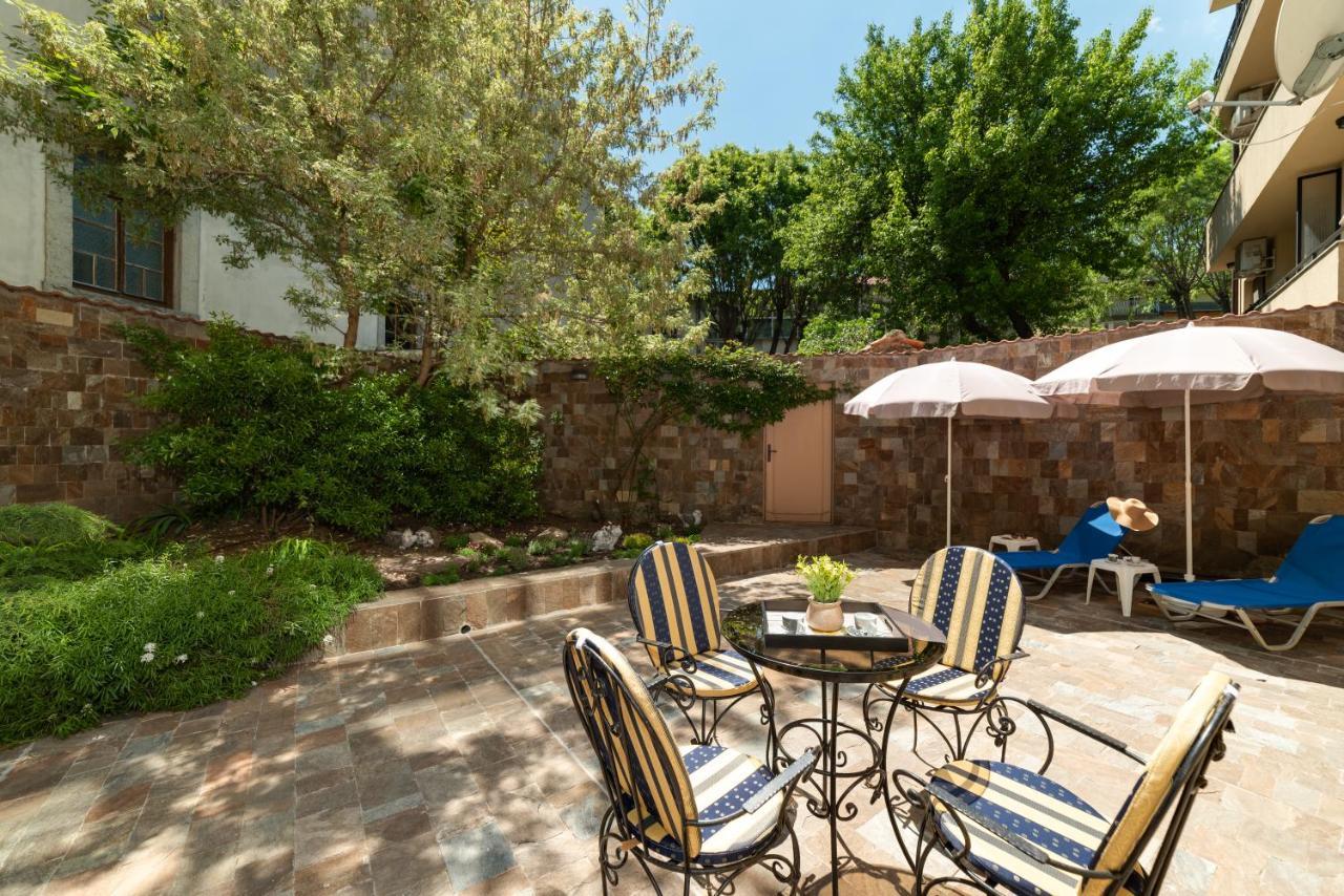Deluxe And Central Garden Apartment Varna Dış mekan fotoğraf