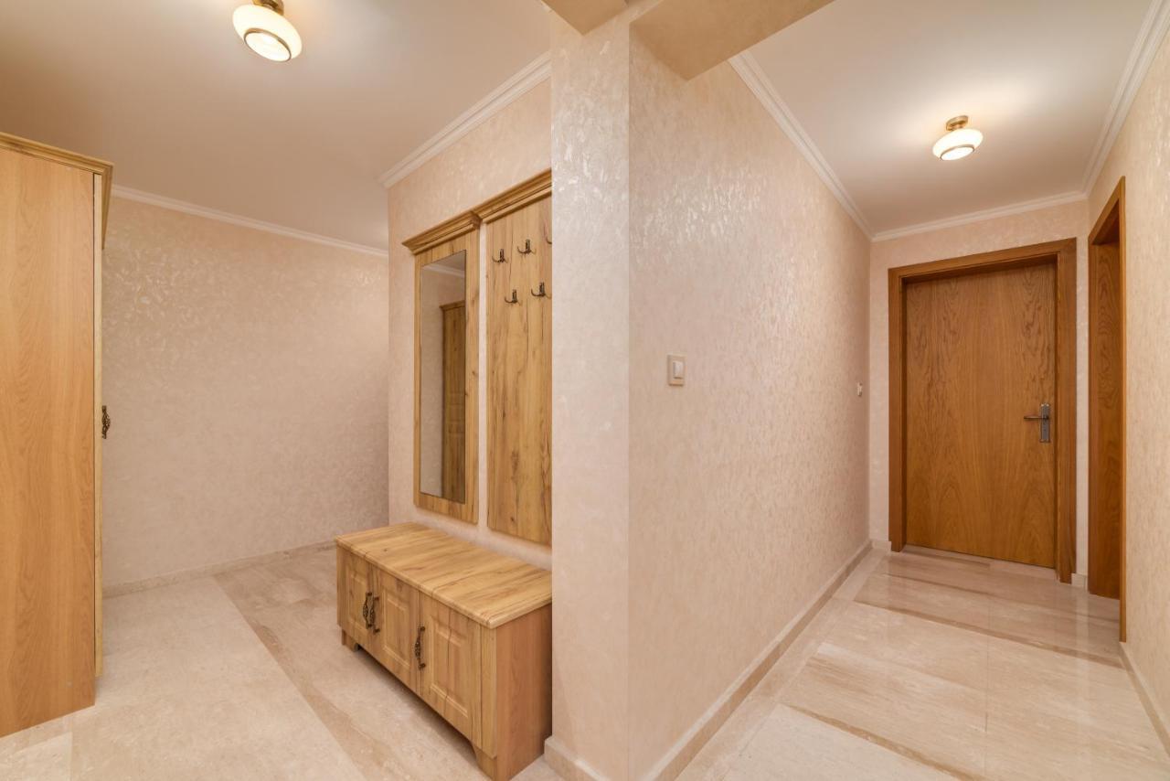 Deluxe And Central Garden Apartment Varna Dış mekan fotoğraf