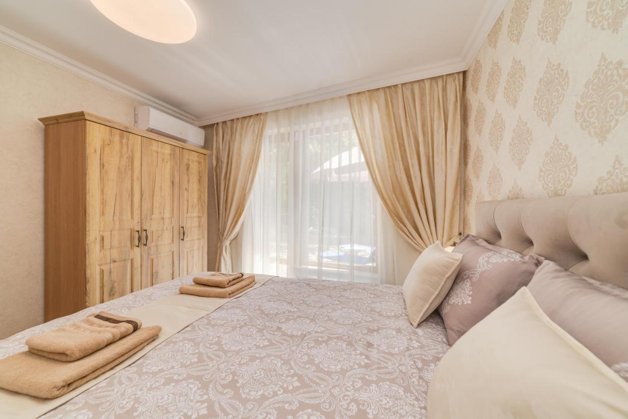 Deluxe And Central Garden Apartment Varna Dış mekan fotoğraf