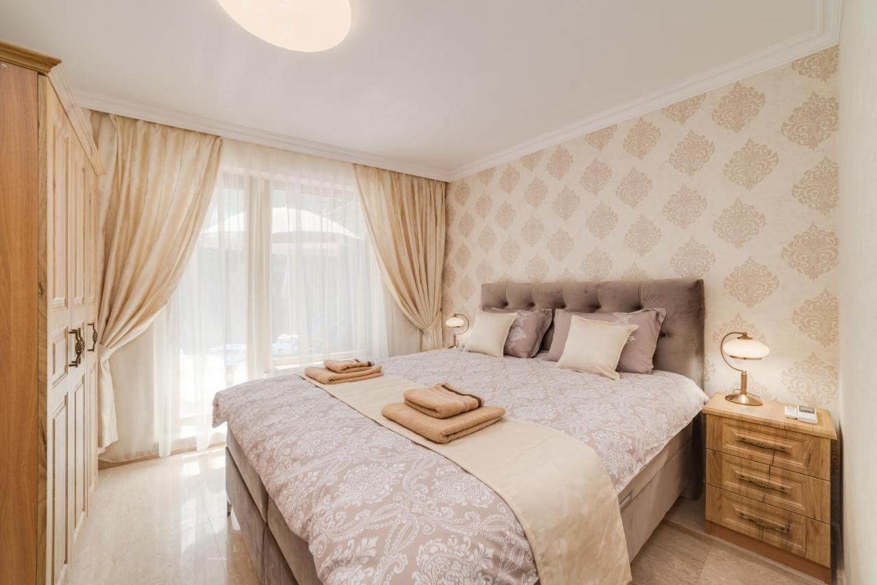 Deluxe And Central Garden Apartment Varna Dış mekan fotoğraf