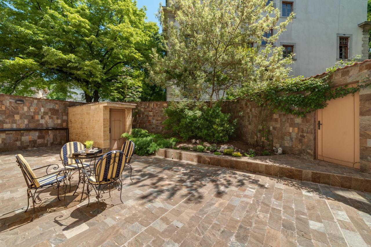Deluxe And Central Garden Apartment Varna Dış mekan fotoğraf